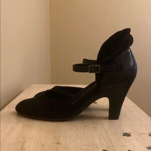 Aerosoles Elegant Black Heels